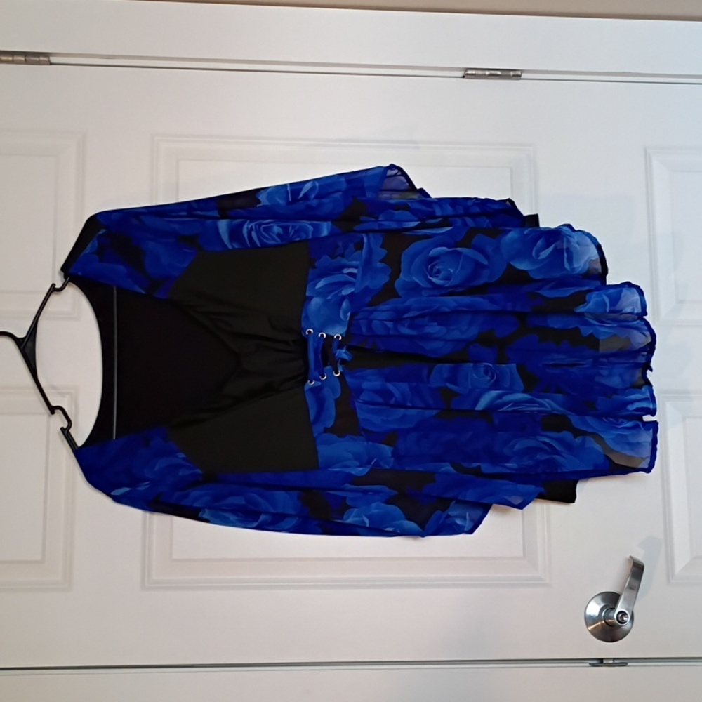 Elegant Blue Floral Women's Blouse